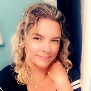 Meet your Posher, Lana